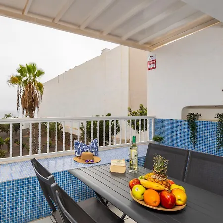 Jardines 1 Apartment