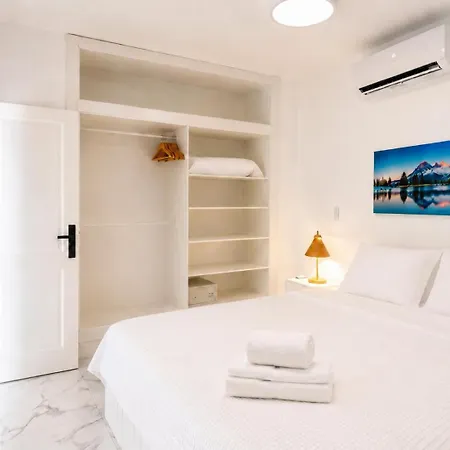 Jardines 1 Apartment *