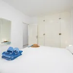 Apartment Jardines 1 *